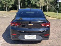 CHEVROLET - ONIX - 2022/2023 - Preta - R$ 78.800,00