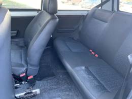 FIAT - UNO - 2010/2011 - Branca - R$ 30.800,00