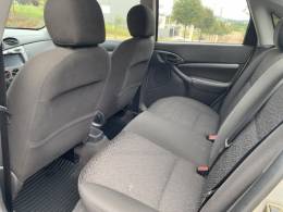 FORD - FOCUS - 2008/2008 - Prata - R$ 28.800,00