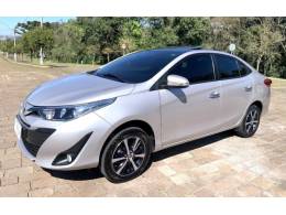 TOYOTA - YARIS - 2019/2020 - Prata - R$ 92.800,00