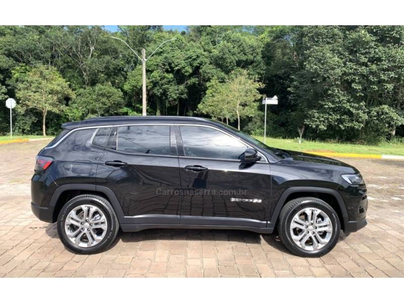 JEEP - COMPASS - 2021/2022 - Preta - R$ 138.800,00