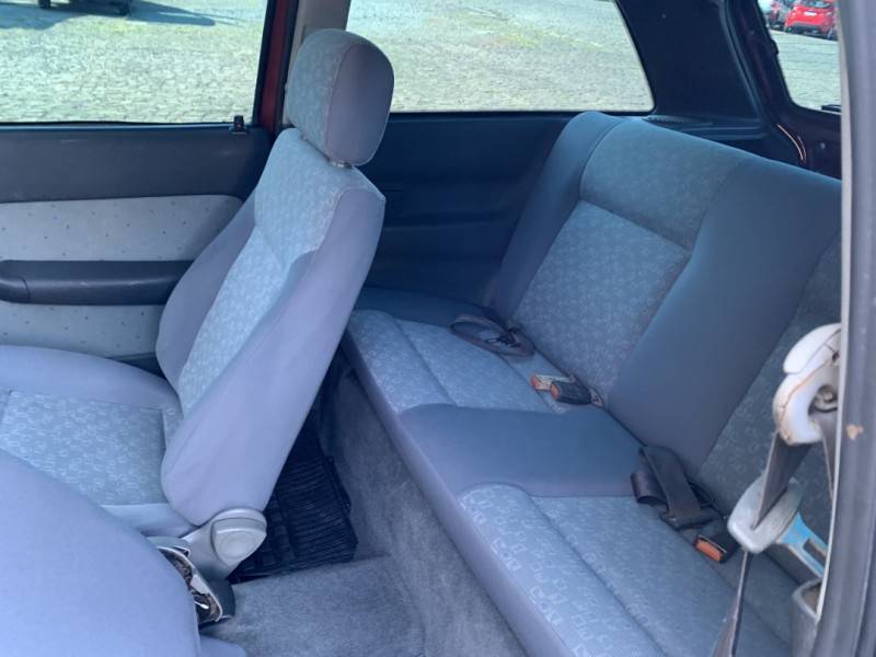 VOLKSWAGEN - GOL - 1997/1998 - Vermelha - R$ 14.800,00
