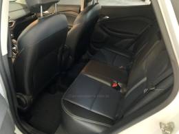 CHEVROLET - TRACKER - 2021/2022 - Branca - R$ 106.800,00