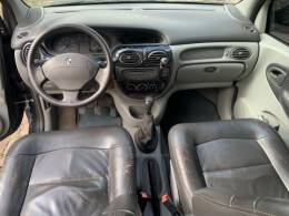 RENAULT - SCÉNIC - 2001/2002 - Cinza - R$ 18.800,00