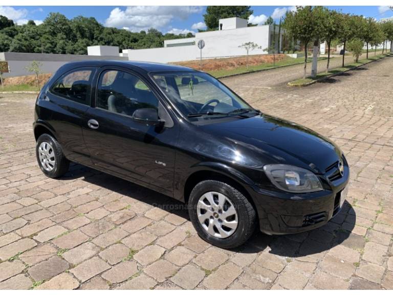 CHEVROLET - CELTA - 2008/2009 - Preta - R$ 22.800,00