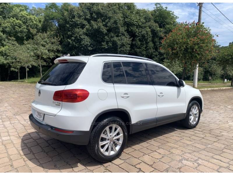 VOLKSWAGEN - TIGUAN - 2014/2014 - Branca - R$ 69.800,00