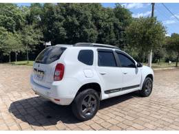 RENAULT - DUSTER - 2013/2014 - Branca - R$ 53.800,00