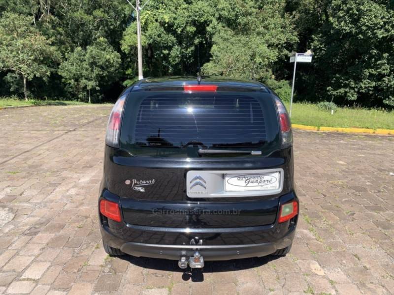 CITROËN - C3 PICASSO - 2013/2014 - Preta - R$ 41.800,00