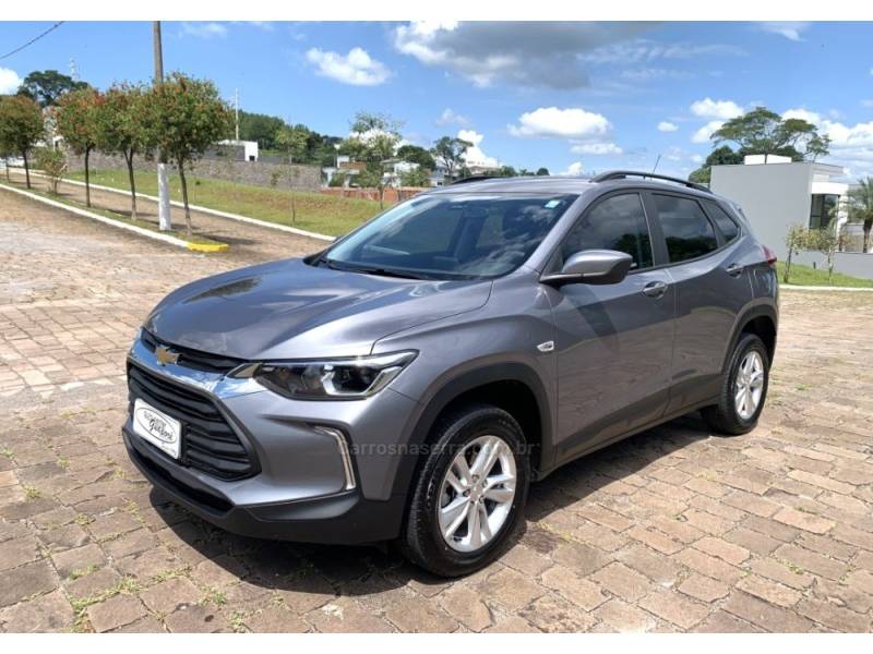 CHEVROLET - TRACKER - 2023/2023 - Cinza - R$ 108.800,00