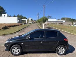 PEUGEOT - 206 - 2005/2005 - Preta - R$ 16.800,00