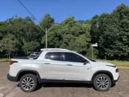 FIAT - TORO - 2020/2021 - Branca - R$ 126.800,00