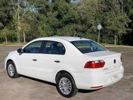 VOLKSWAGEN - VOYAGE - 2021/2022 - Branca - R$ 62.800,00