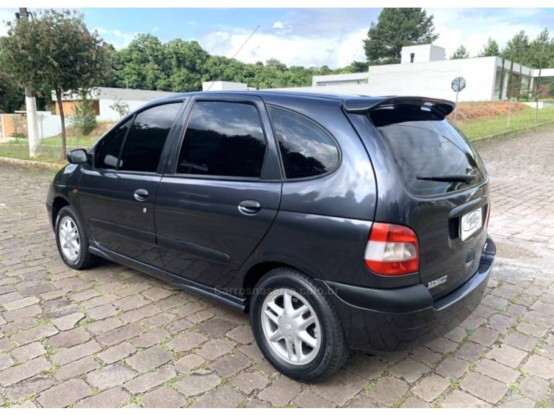 RENAULT - SCÉNIC - 2001/2002 - Cinza - R$ 18.800,00