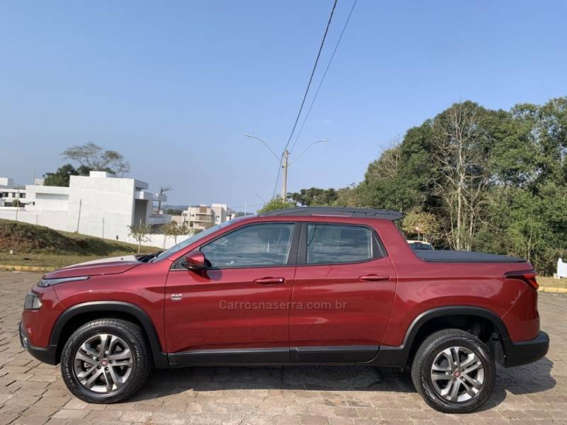 FIAT - TORO - 2020/2020 - Vermelha - R$ 129.800,00