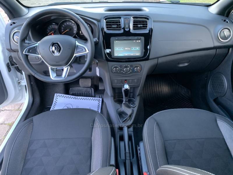 RENAULT - LOGAN - 2020/2021 - Branca - R$ 65.800,00