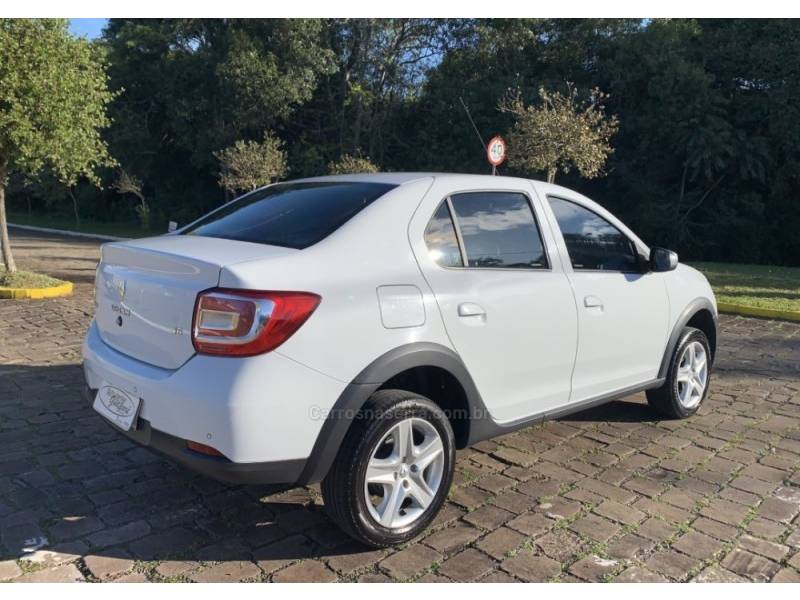 RENAULT - LOGAN - 2020/2021 - Branca - R$ 64.800,00