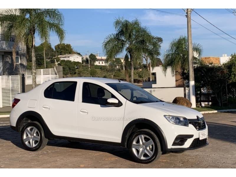 RENAULT - LOGAN - 2020/2021 - Branca - R$ 65.800,00