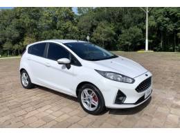 FORD - FIESTA - 2018/2018 - Branca - R$ 59.800,00