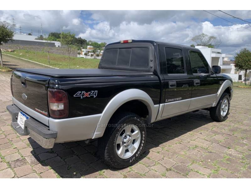 FORD - RANGER - 2006/2007 - Preta - R$ 69.800,00