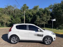 FIAT - PALIO - 2012/2013 - Branca - R$ 41.800,00