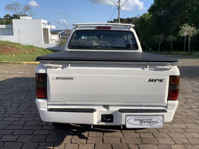 MITSUBISHI - L200 - 2003/2003 - Branca - R$ 55.800,00