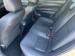 TOYOTA - YARIS - 2019/2020 - Cinza - R$ 87.800,00