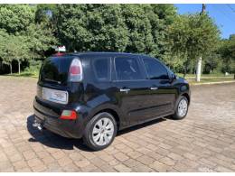 CITROËN - C3 PICASSO - 2013/2014 - Preta - R$ 41.800,00