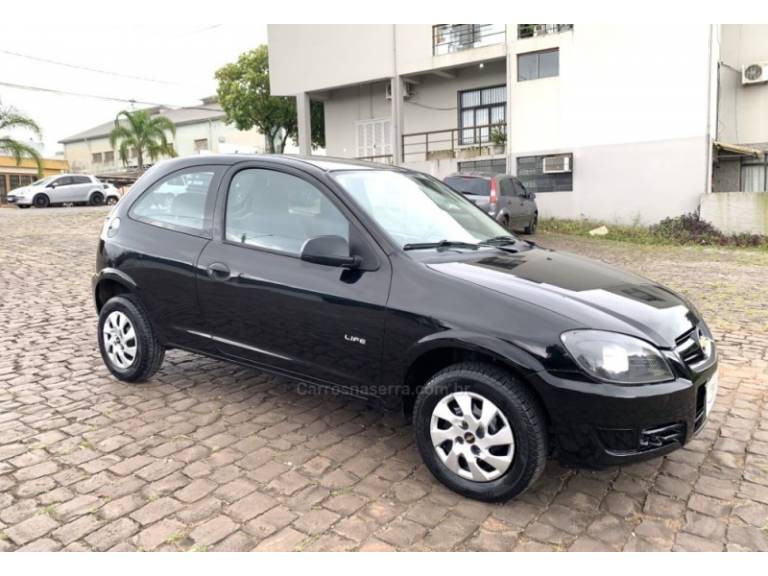 CHEVROLET - CELTA - 2008/2009 - Preta - R$ 22.800,00