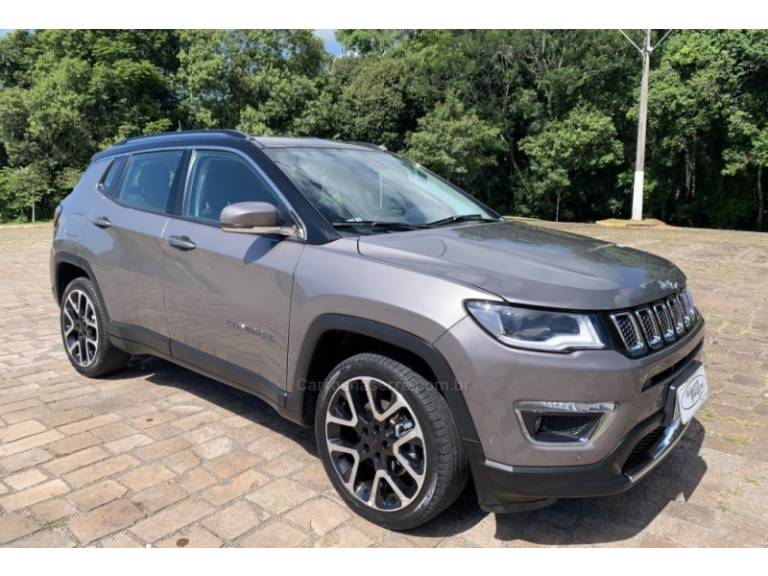 JEEP - COMPASS - 2020/2021 - Cinza - R$ 127.800,00