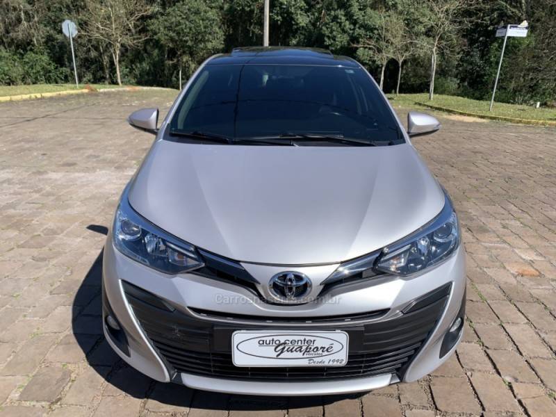 TOYOTA - YARIS - 2019/2020 - Prata - R$ 92.800,00