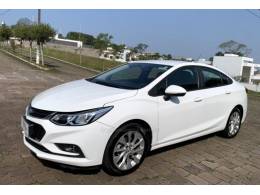 CHEVROLET - CRUZE - 2017/2018 - Branca - R$ 86.800,00