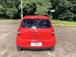 VOLKSWAGEN - FOX - 2008/2009 - Vermelha - R$ 24.800,00