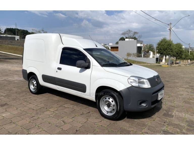 FIAT - FIORINO - 2014/2014 - Branca - R$ 54.800,00