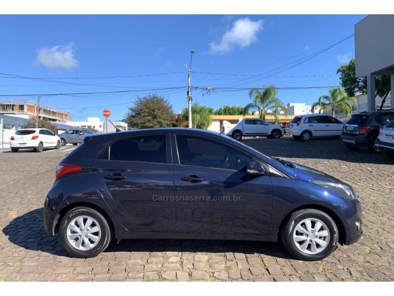 HYUNDAI - HB20 - 2013/2013 - Azul - R$ 49.800,00