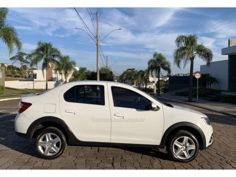 RENAULT - LOGAN - 2020/2021 - Branca - R$ 65.800,00