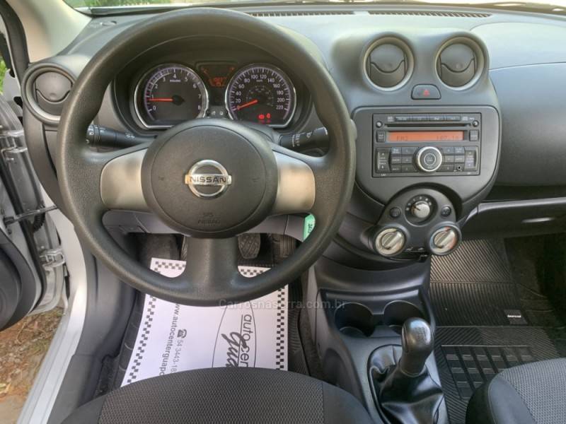 NISSAN - VERSA - 2012/2013 - Prata - Sob Consulta