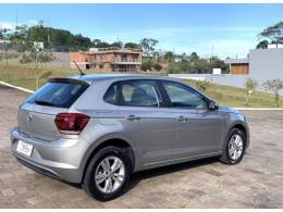 VOLKSWAGEN - POLO - 2018/2018 - Prata - R$ 73.800,00