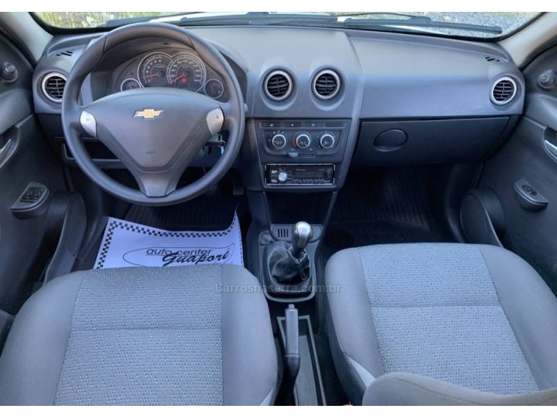 CHEVROLET - CELTA - 2013/2014 - Branca - R$ 36.800,00