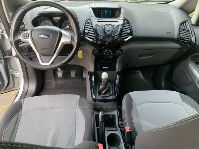 FORD - ECOSPORT - 2013/2014 - Prata - R$ 56.800,00