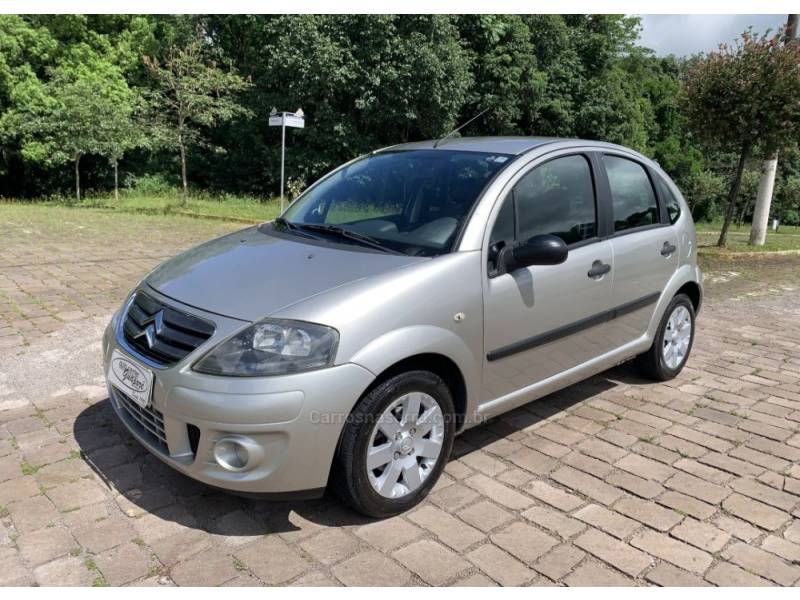 CITROËN - C3 - 2011/2012 - Prata - R$ 28.800,00