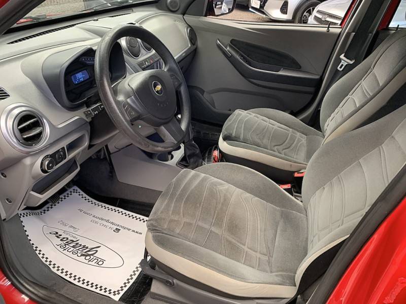 CHEVROLET - AGILE - 2012/2013 - Vermelha - R$ 40.800,00